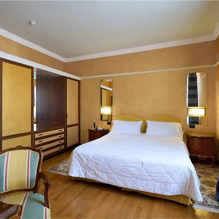 グランドホテル ベラビスタ パレス＆ゴルフ モンテカティーニ・テルメ